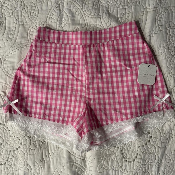 Altar'd State Pants - Altar’d State gingham shorts